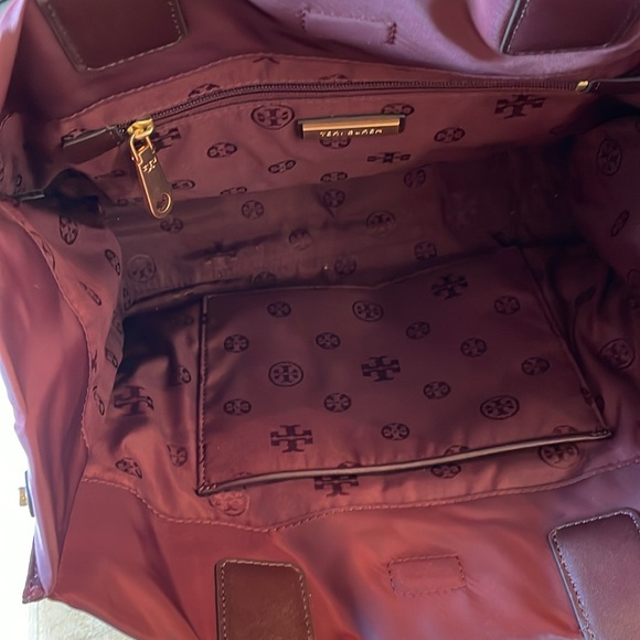 Tory Burch Ella Mini Tote - Picture 3 of 10